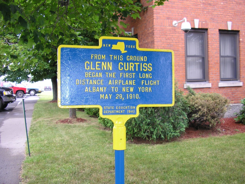 Curtiss road marker